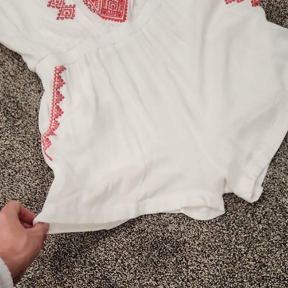 Skies Are Blue Cream Romper with Red Accents - Picture 7 of 10